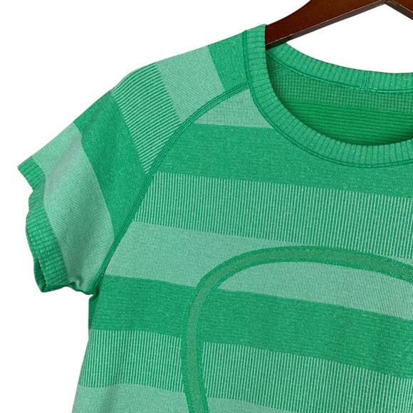 Lululemon Run Swiftly Tech Shirt T-shirt Short Sleeve Green Stripe Women's 12 - Picture 3 of 7